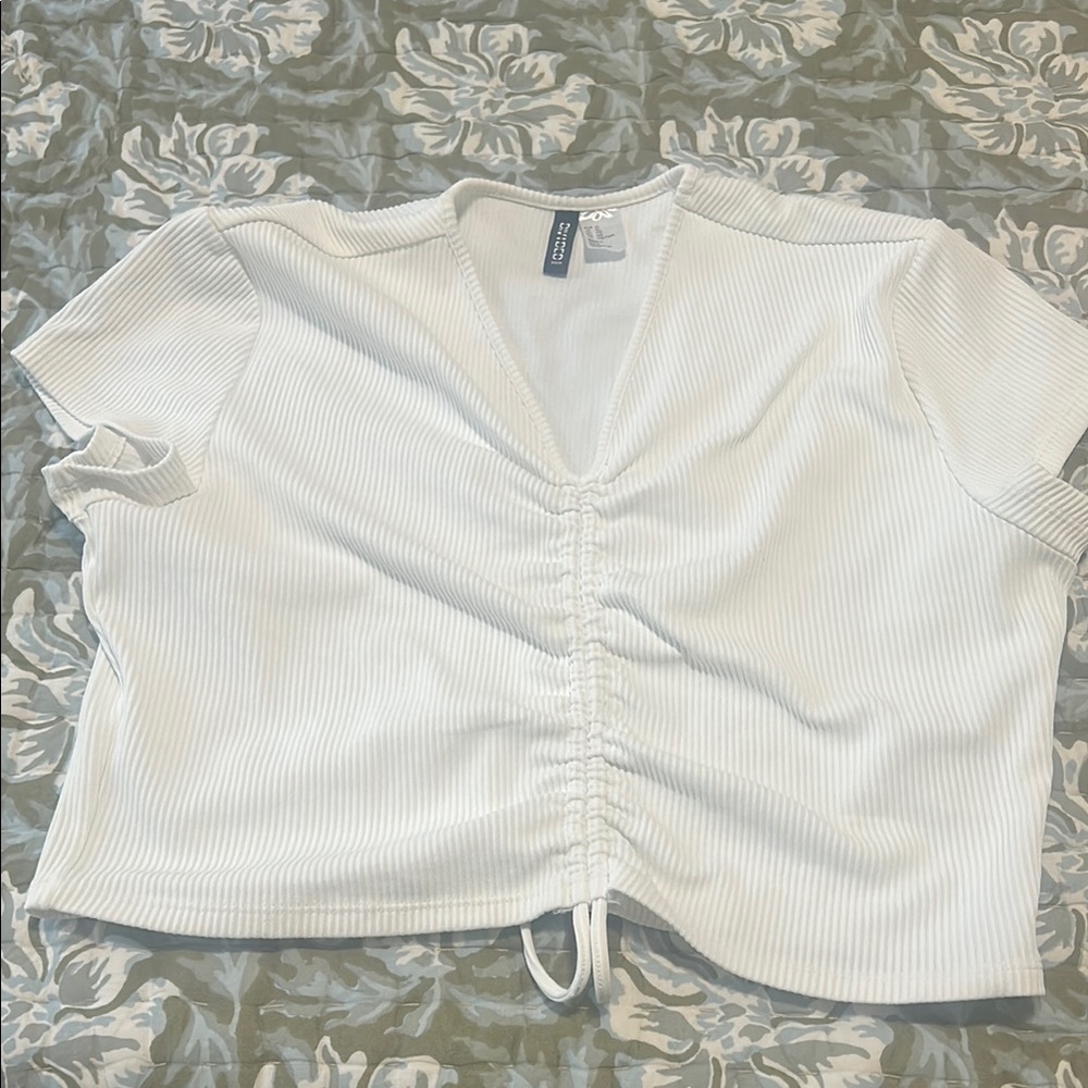 H&M White Ribbed Ruched V-Neck Top